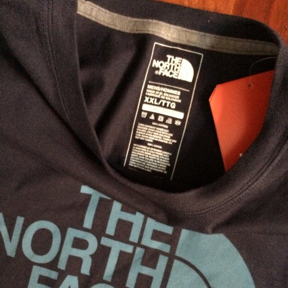 SOLD - The North Face Halfdome logo s/s t-shirt - Picture 4 of 6